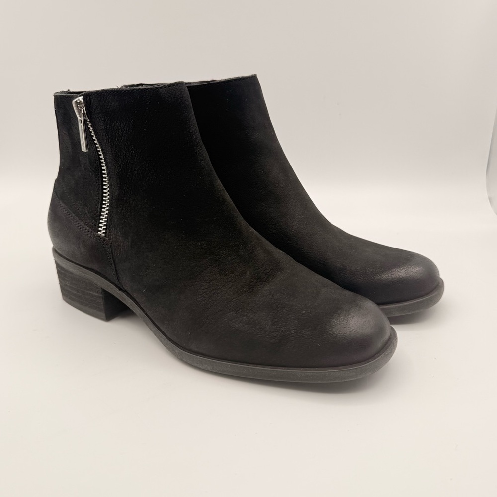 Lucky Brand Black Leather Ankle Boot Side Zip Burnished Low Heel Bootie 8